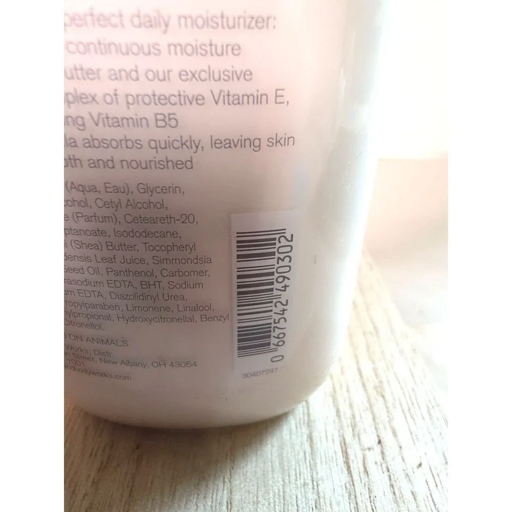 New Bath & Body Works Winterberry Wonder Shea & Vit E Body Lotion